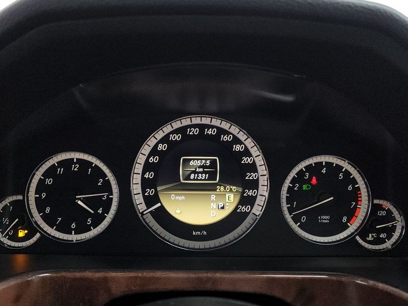 2012 Mercedes-Benz E-Class E300 Elegance photo 8