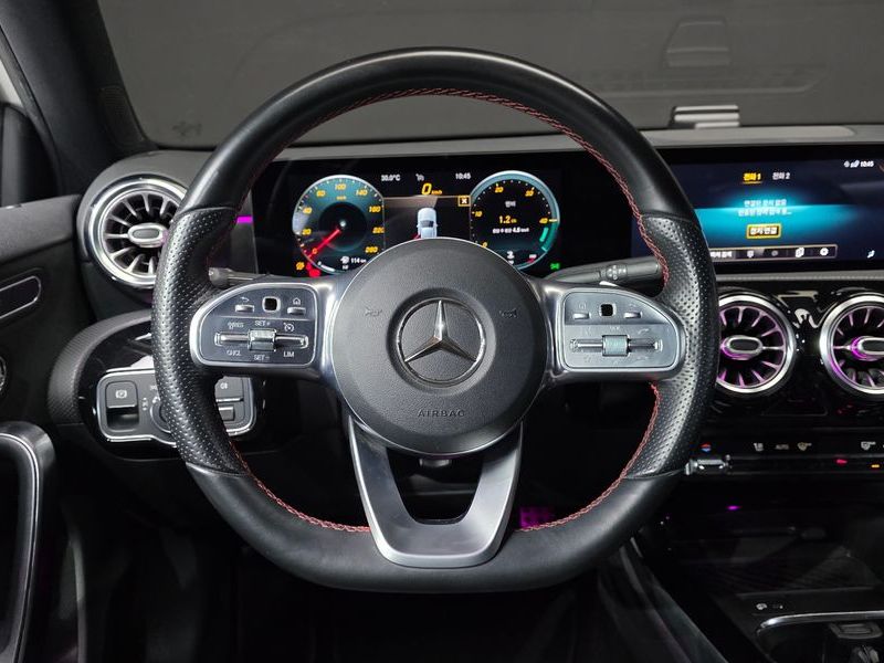 2021 Mercedes-Benz A-Class A220 Sedan photo 15