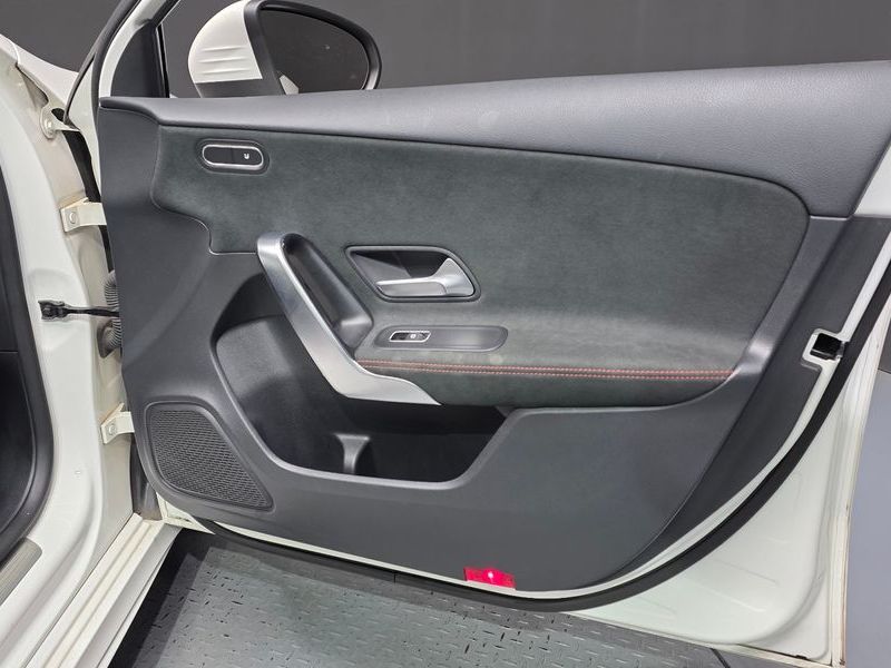 2021 Mercedes-Benz A-Class A220 Sedan photo 25