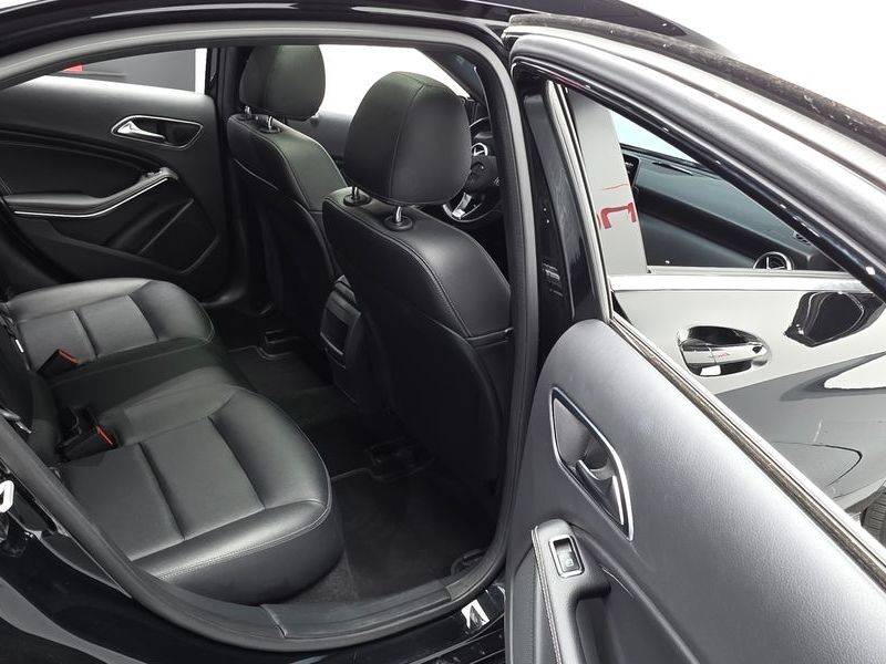 2017 Mercedes-Benz A-Class A200 photo 11