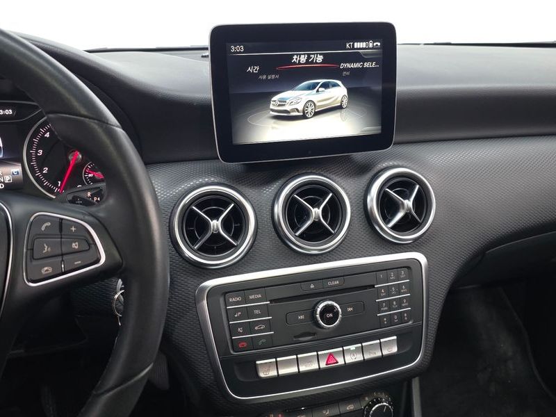 2017 Mercedes-Benz A-Class A200 photo 16
