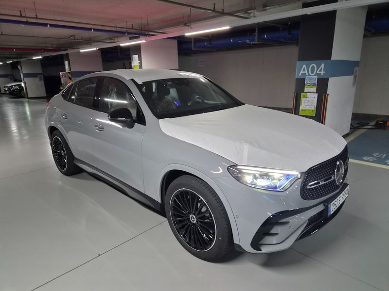 2026 Mercedes-Benz C-Class GLC300 4MATIC Coupe photo 7