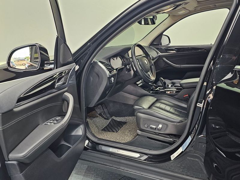 2018 BMW X3 xDrive 30d photo 10