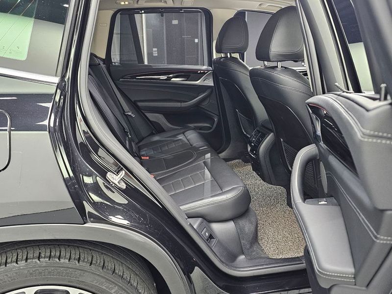 2018 BMW X3 xDrive 30d photo 12