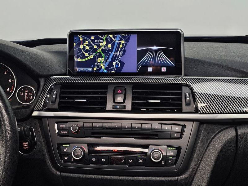 2013 BMW 3 Series 320d photo 15