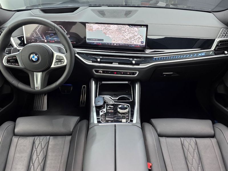 2025 BMW X6 xDrive40d M Sport Online Exclusive photo 7
