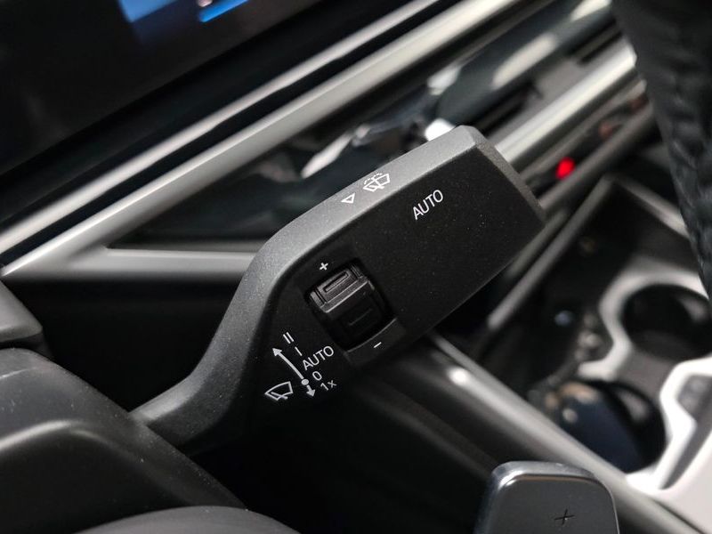 2025 BMW X6 xDrive40d M Sport Online Exclusive photo 19