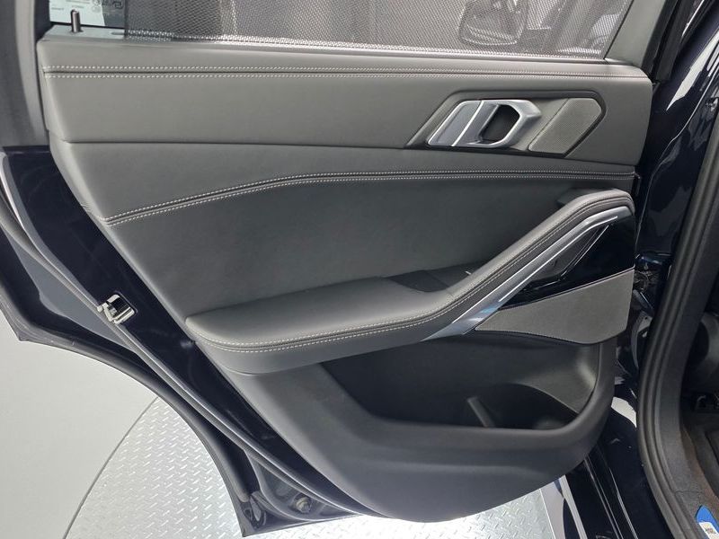 2025 BMW X6 xDrive40d M Sport Online Exclusive photo 25