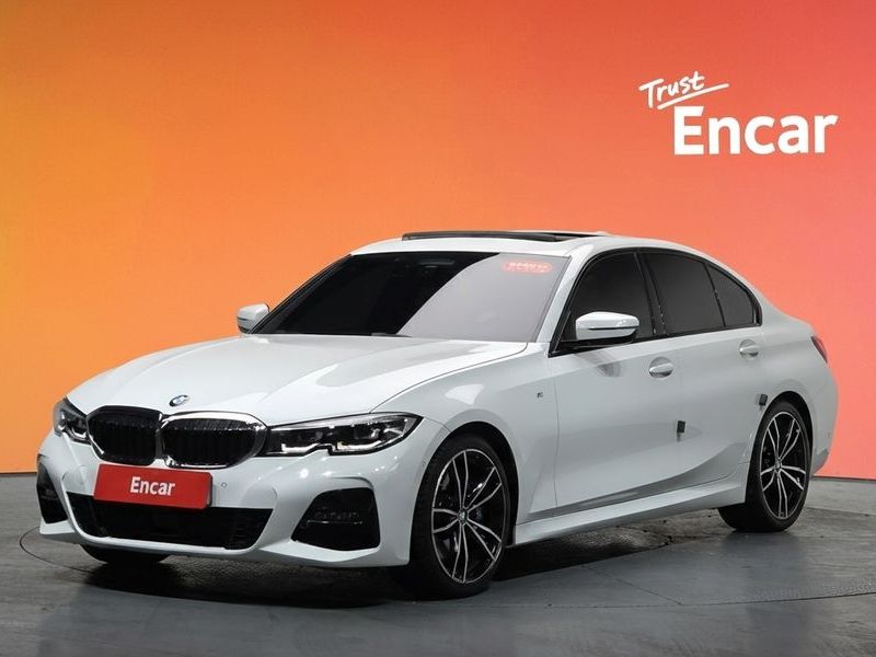 2022 BMW 3 Series 320d M Sport photo 1