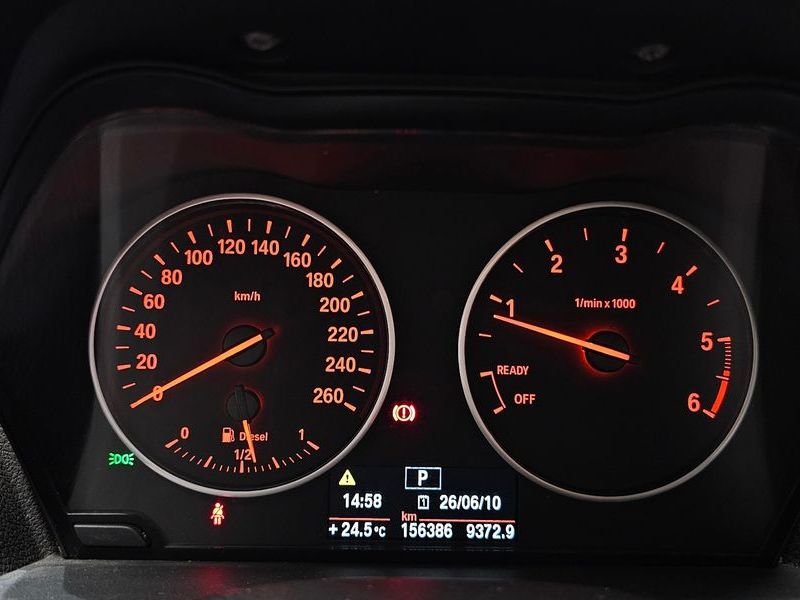 2014 BMW 1 Series 118d Urban Pack1 5Dr photo 8