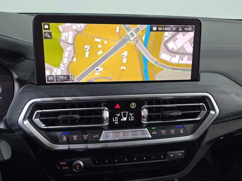 2023 BMW X4 xDrive20i xLine photo 14
