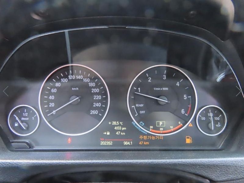 2014 BMW 3 Series GT 320d photo 9