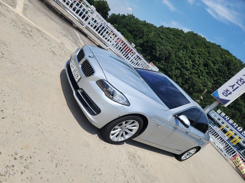 2014 BMW 5 Series 528i xDrive photo 19