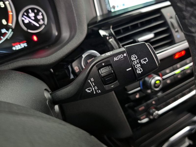 2015 BMW X3 xDrive 20d photo 30