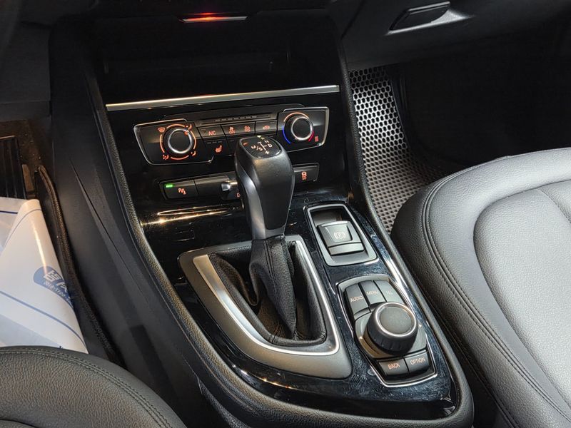 2015 BMW 2 Series Joy photo 9