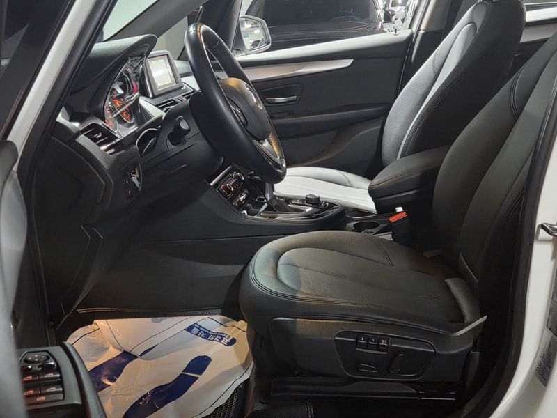 2015 BMW 2 Series Joy photo 10