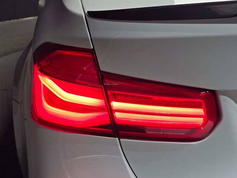 2018 BMW M3 Sedan Competition photo 23