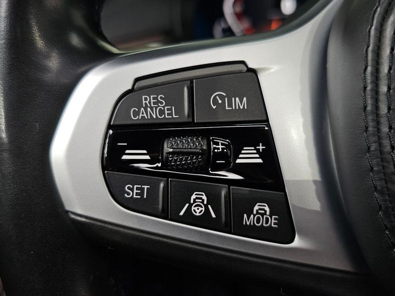 2021 BMW 5 Series 523d M Sport photo 16