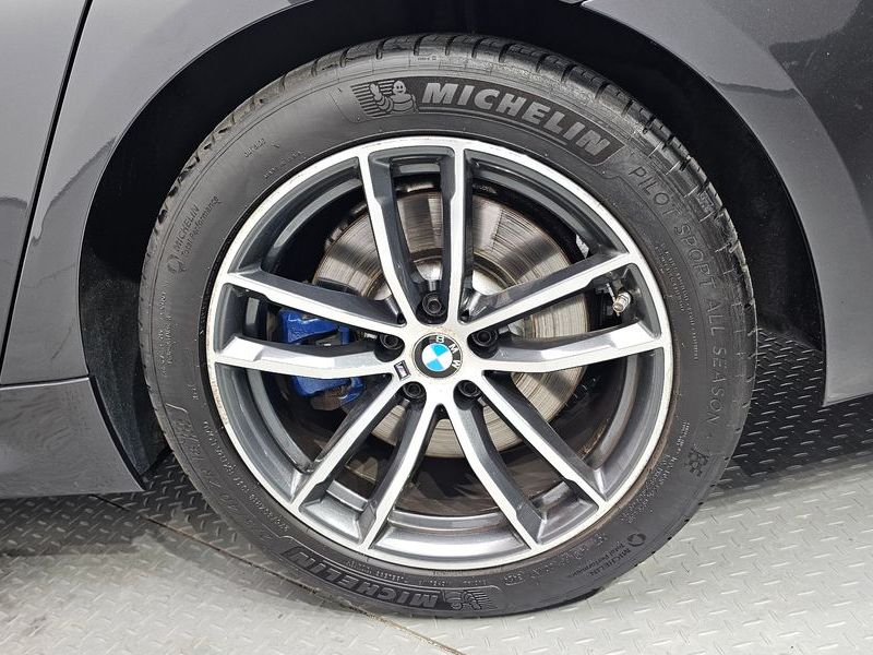 2021 BMW 5 Series 523d M Sport photo 21