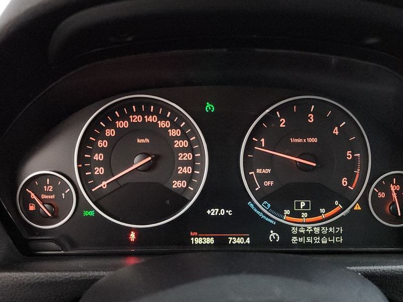 2015 BMW 3 Series GT 320d photo 8