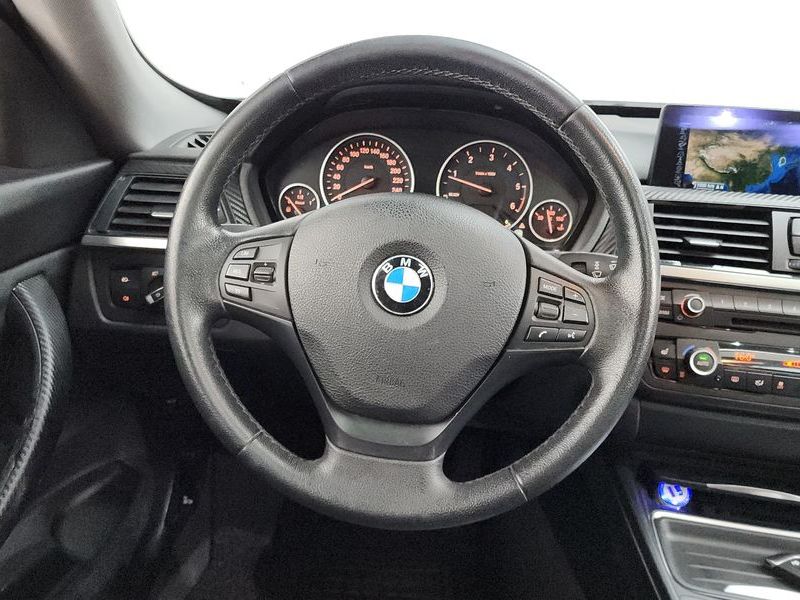 2015 BMW 3 Series GT 320d photo 13