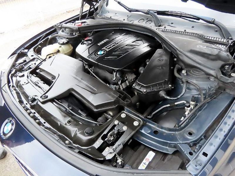 2014 BMW 3 Series 320d xDrive photo 18
