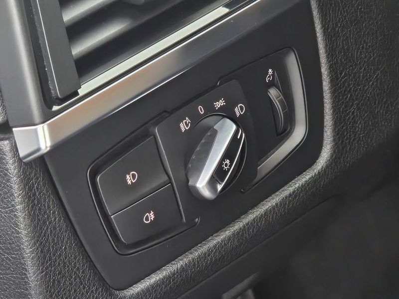 2013 BMW 3 Series 320d xDrive photo 14