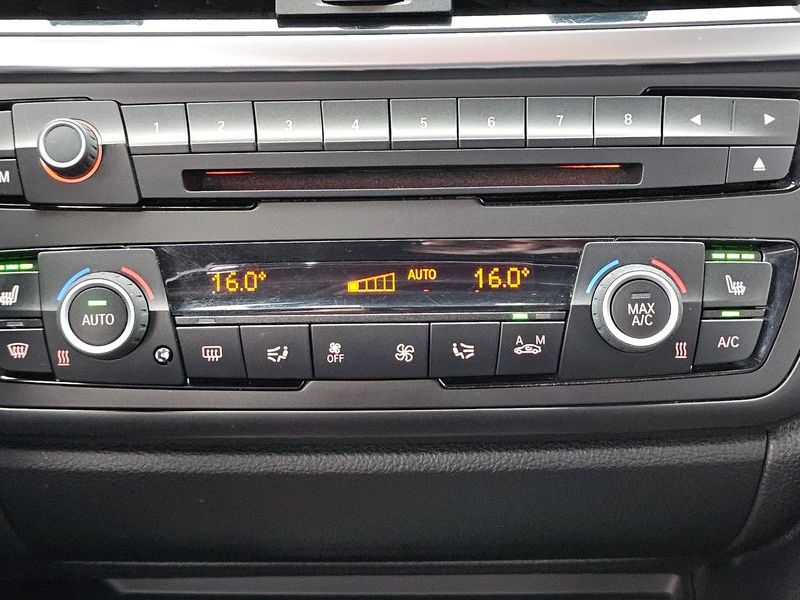 2013 BMW 3 Series 320d xDrive photo 19