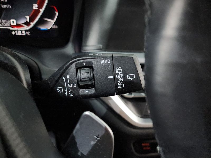 2021 BMW 3 Series M340i xDrive Touring photo 28