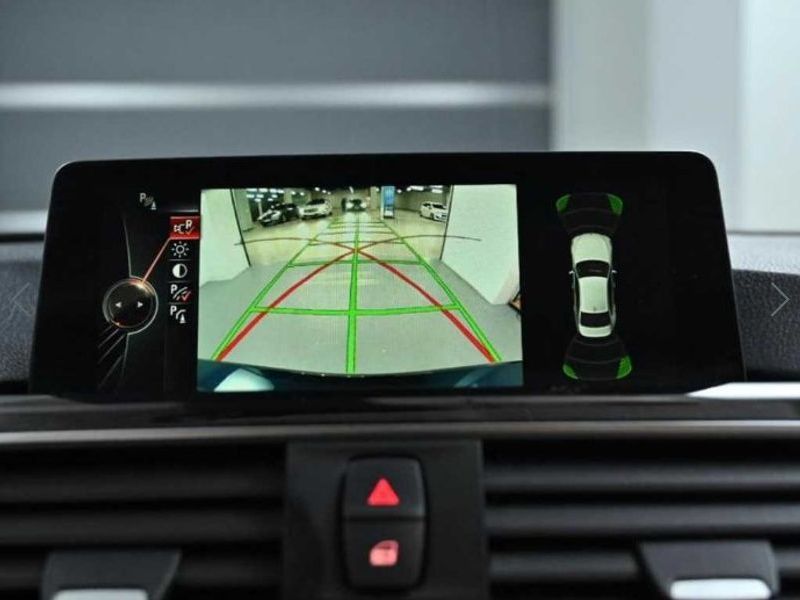 2016 BMW 3 Series 320d photo 14