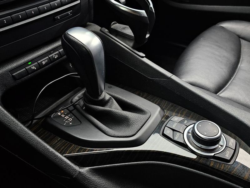 2012 BMW X1 xDrive 23d photo 9