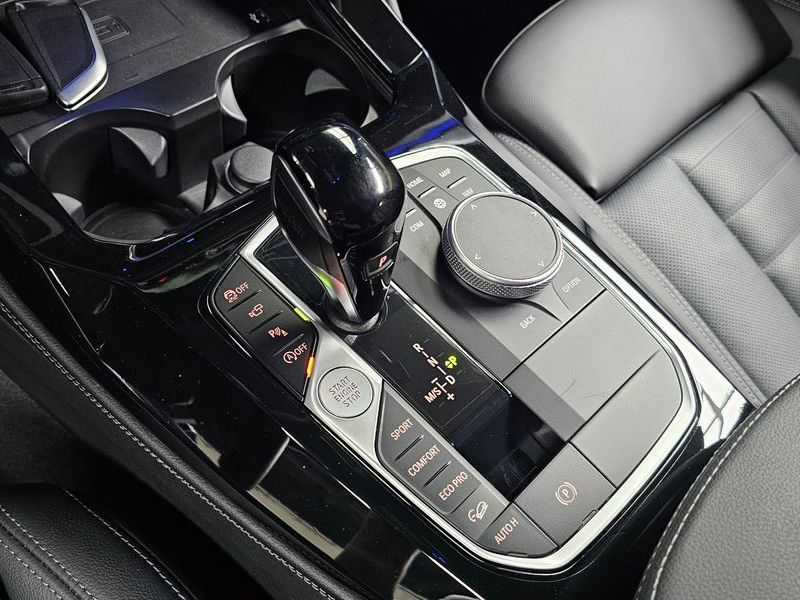 2025 BMW X4 xDrive20i M Sport Pro Special Edition photo 9