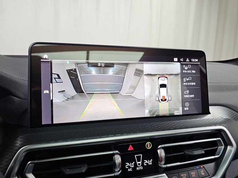 2025 BMW X4 xDrive20i M Sport Pro Special Edition photo 15