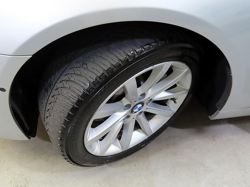2015 BMW 5 Series 528i photo 20