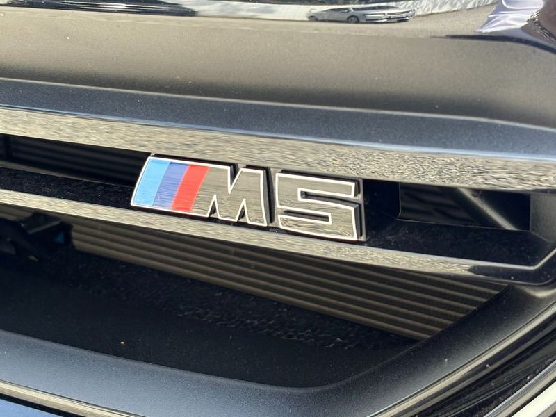 2026 BMW M5 Sedan photo 10