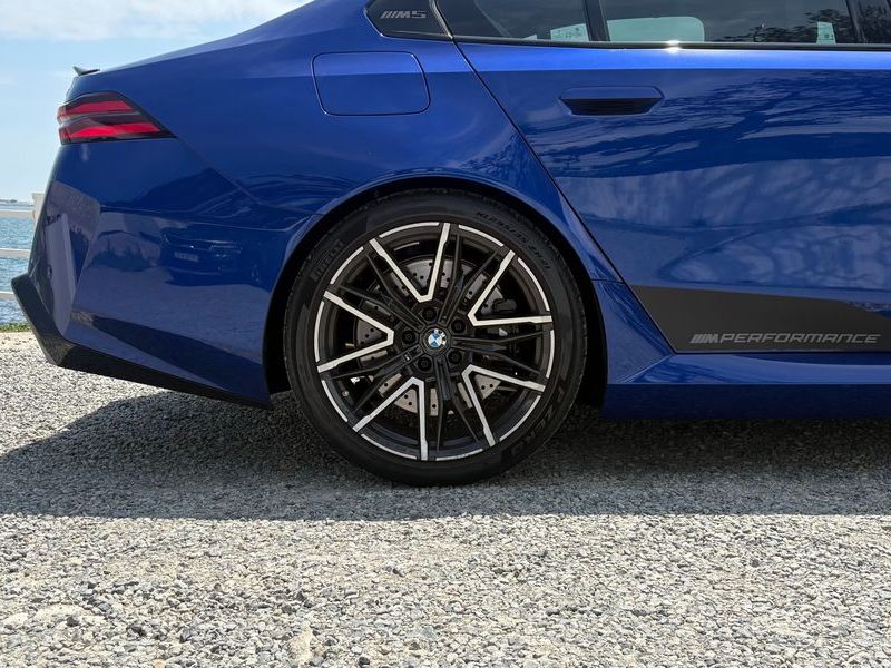 2026 BMW M5 Sedan photo 17