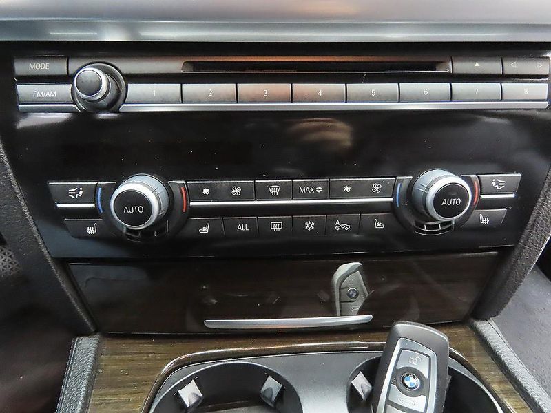 2012 BMW 7 Series 730d photo 15