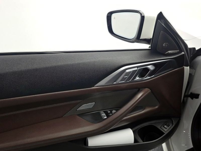 2021 BMW 4 Series 420i M Sport Coupe photo 24