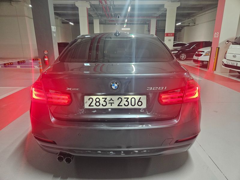 2015 BMW 3 Series 328i xDrive photo 8