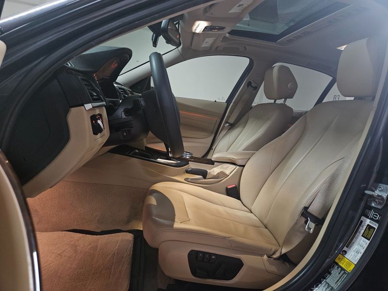 2015 BMW 3 Series 328i xDrive photo 14