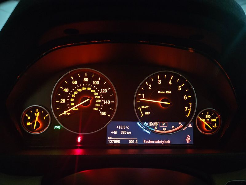 2015 BMW 3 Series 328i xDrive photo 16