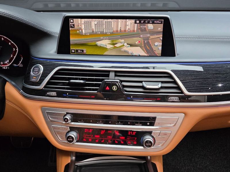 2021 BMW 7 Series 740Li xDrive M Sport Package photo 14