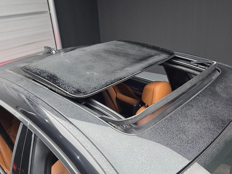 2021 BMW 7 Series 740Li xDrive M Sport Package photo 19