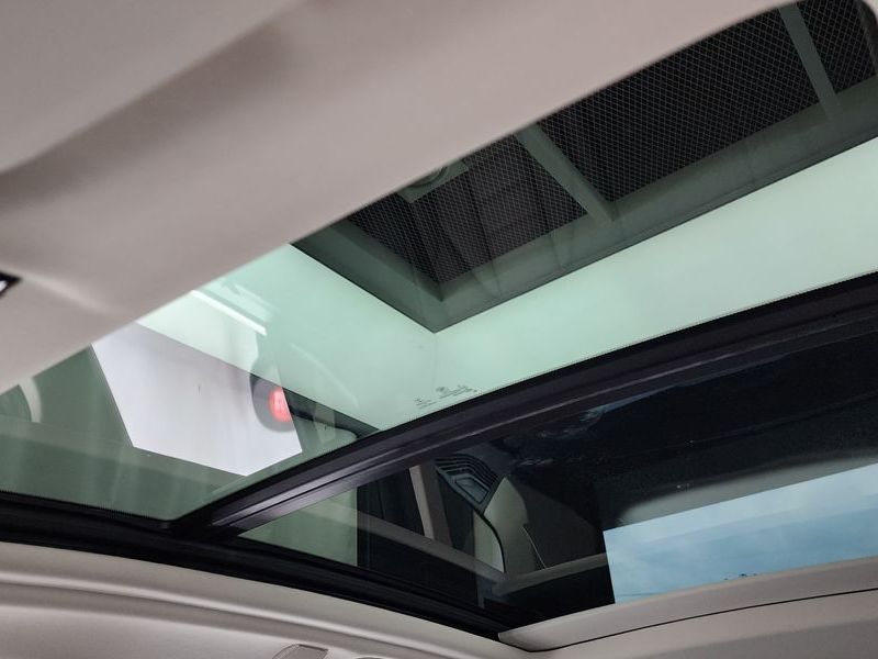 2020 BMW X3 xDrive 20i Luxury photo 18