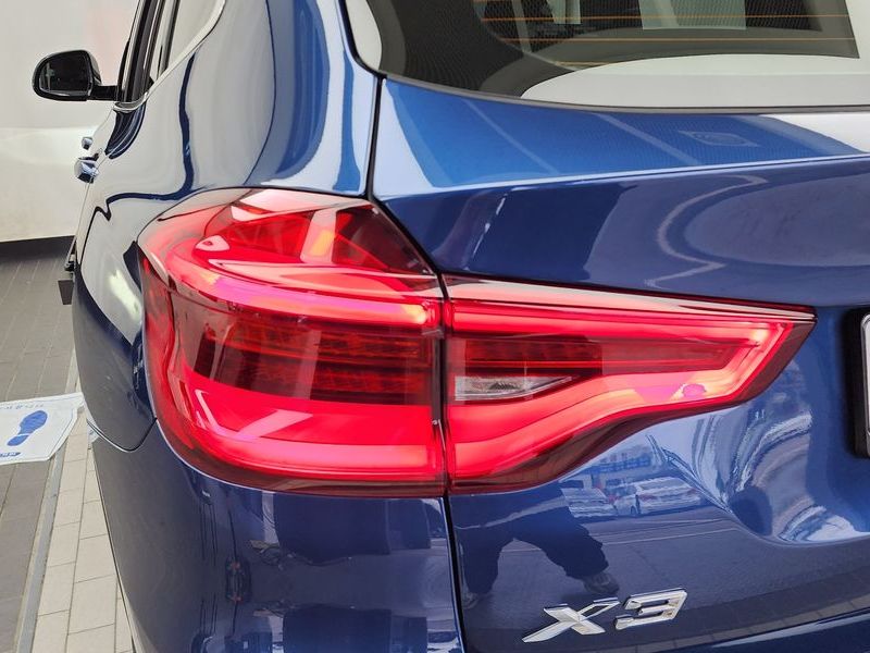 2020 BMW X3 xDrive 20i Luxury photo 23