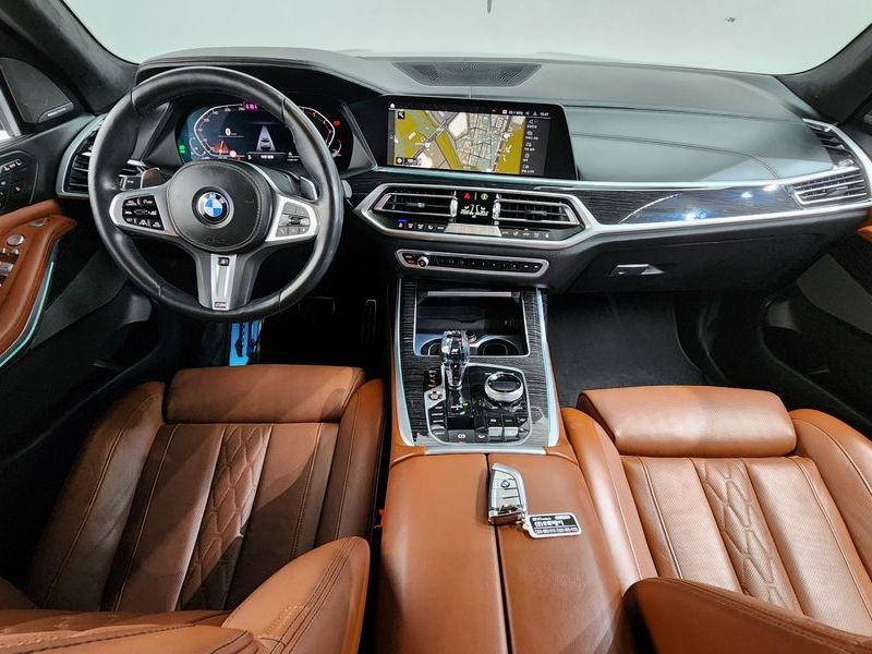 2022 BMW X7 xDrive 40i M Sport 6STR photo 7