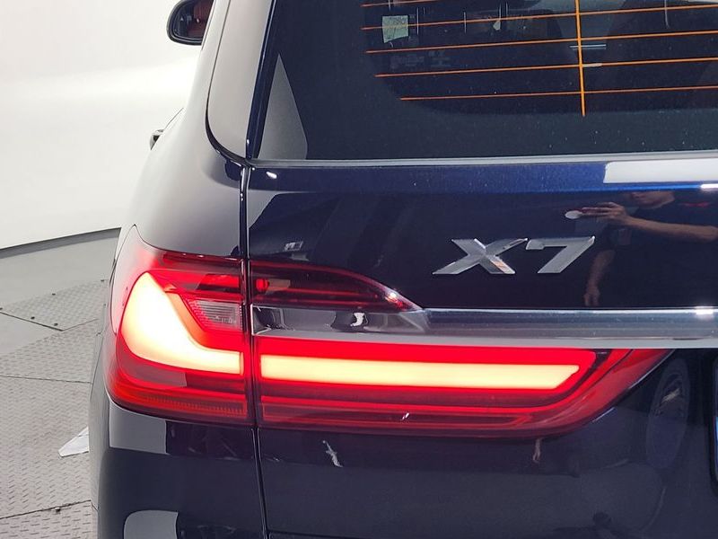 2022 BMW X7 xDrive 40i M Sport 6STR photo 23