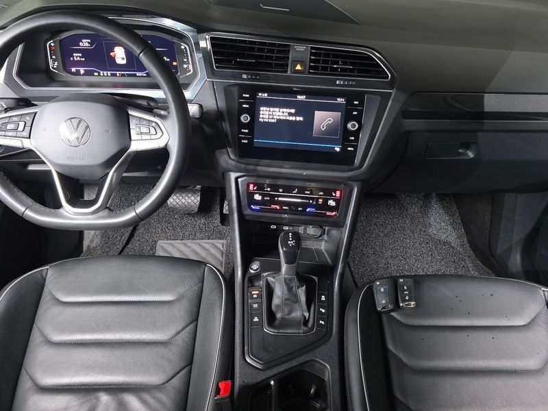 2022 Volkswagen Tiguan 2.0 TDI Premium photo 7