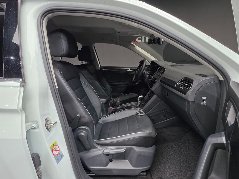 2022 Volkswagen Tiguan 2.0 TDI Premium photo 10