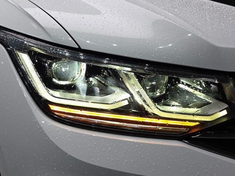 2022 Volkswagen Tiguan 2.0 TDI Premium photo 22
